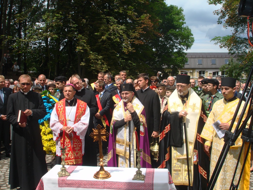 Odsloniecie Pomnika na Wzgorzach Wuleckich15.JPG